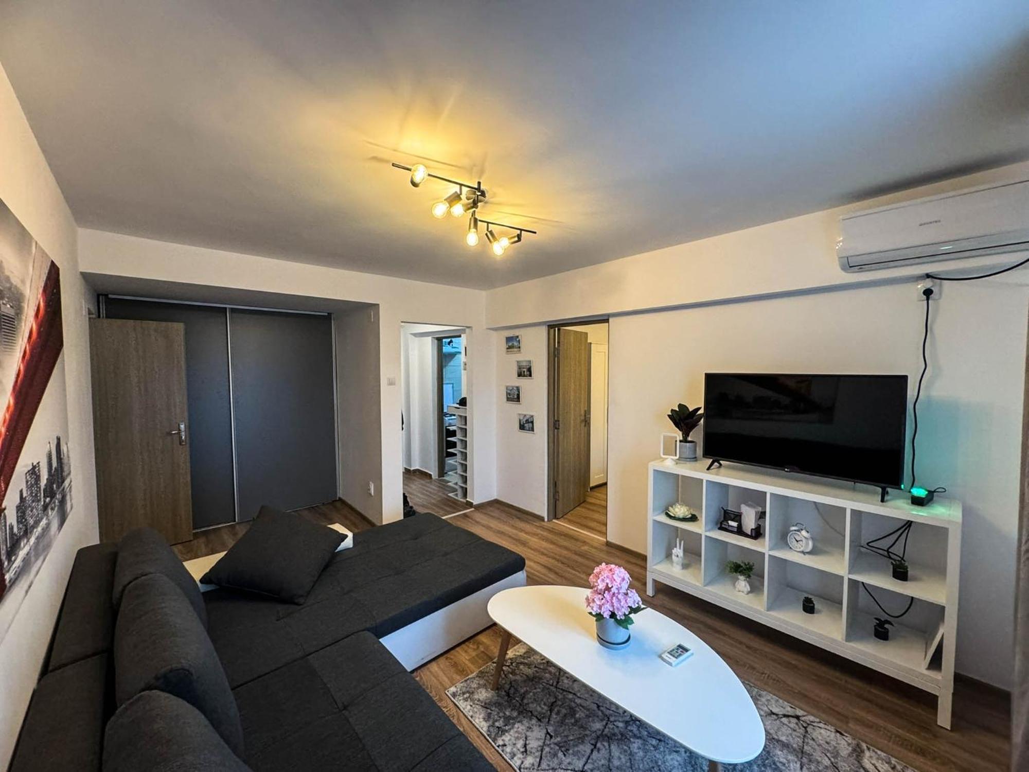 Sunrise Center Apartment Bucharest