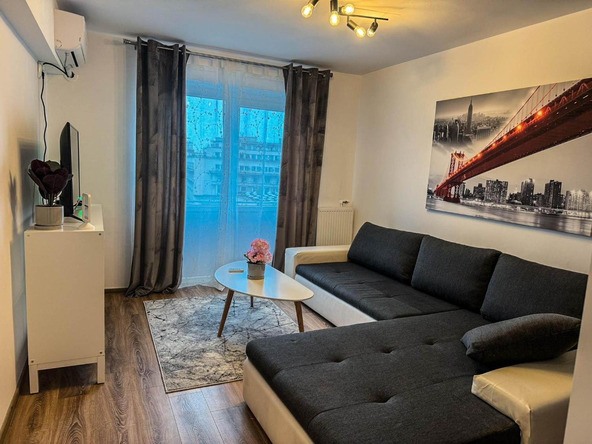 Apartment Sunrise Center *