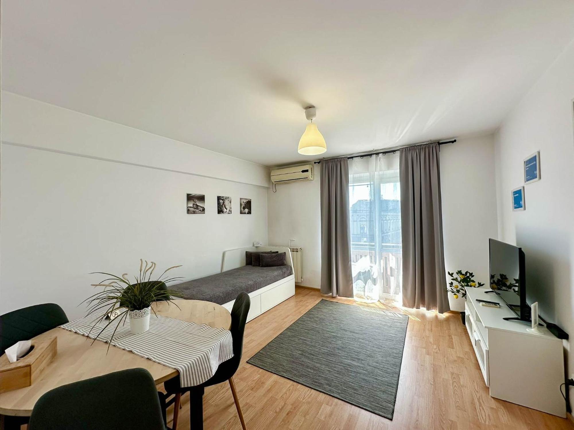 Apartment Sunrise Center